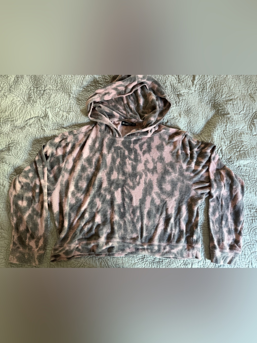 Cozy Pink Leopard Print Hooded Sweater